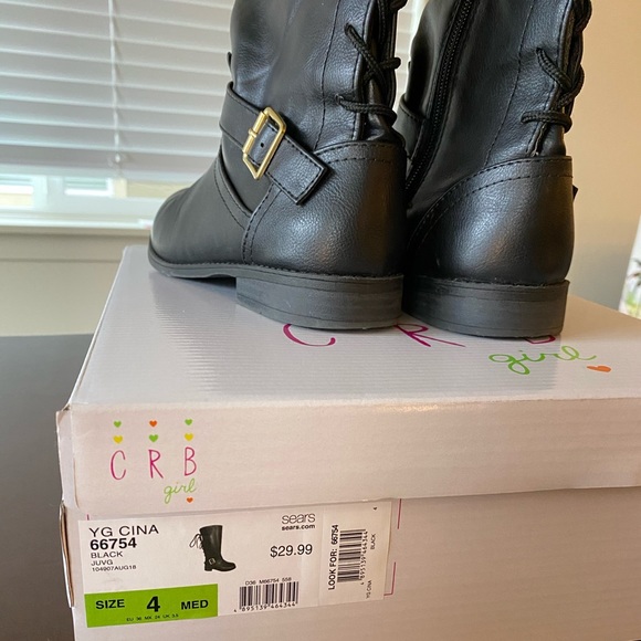 Like new - CRB girl tall black boots with lace up back size 4 - Picture 3 of 6